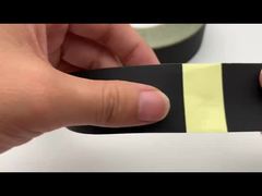 met een gewicht van niet meer dan 30 g/m2