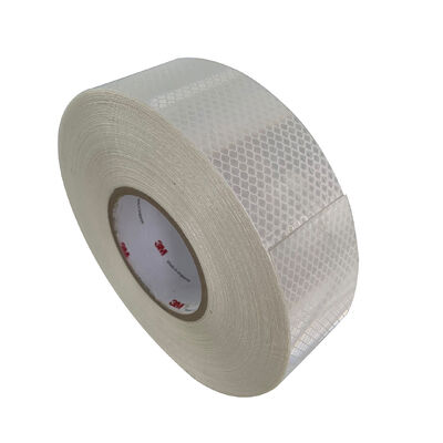 kopen 3M 4090 Diamantkwaliteit Reflecterende Folie met Volledige Prisma Reflecterende Technologie en Oplosmiddelvrije Kleefstof Conform GB/T18833-2012 Klasse V online vervaardiging